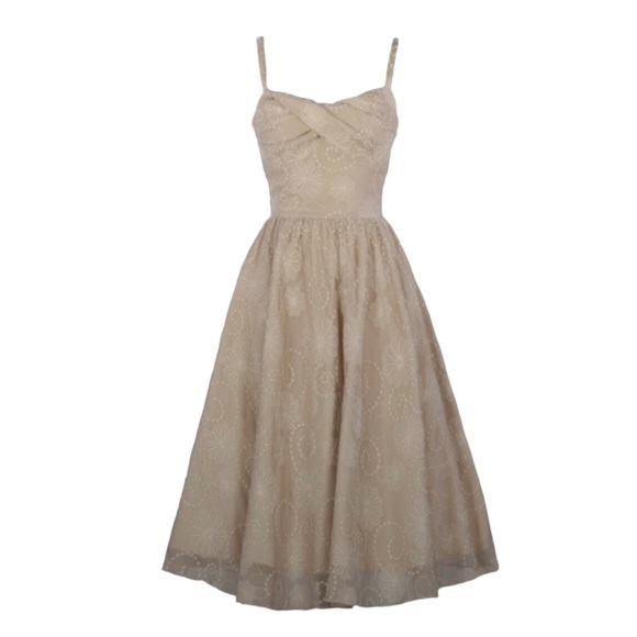 NWT STOP STARING! ‘Darla’ Pin-up Style Taupe Embroidered Lace Swing Dress XS - Picture 6 of 9
